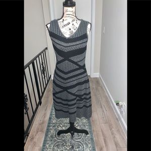 🎉Mossimo Sweater Chevron Sleeveless Dress